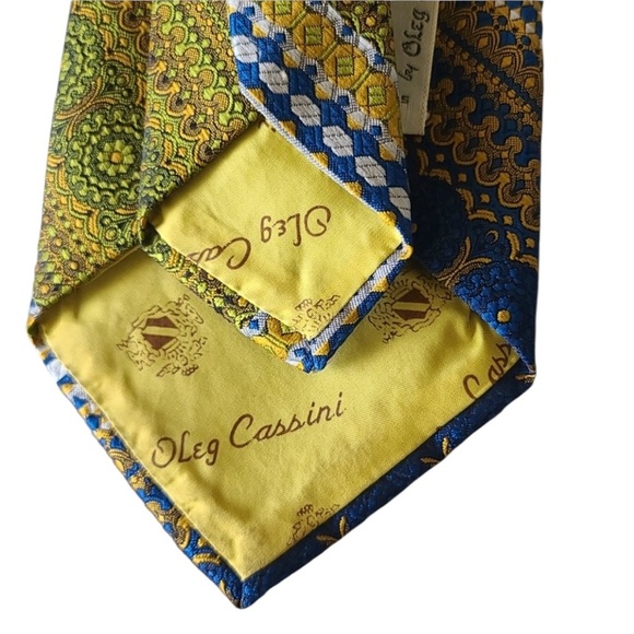 VINTAGE Oleg Cassini Men’s Tie - Picture 2 of 4
